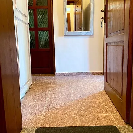 Family Argo 2* 바르나